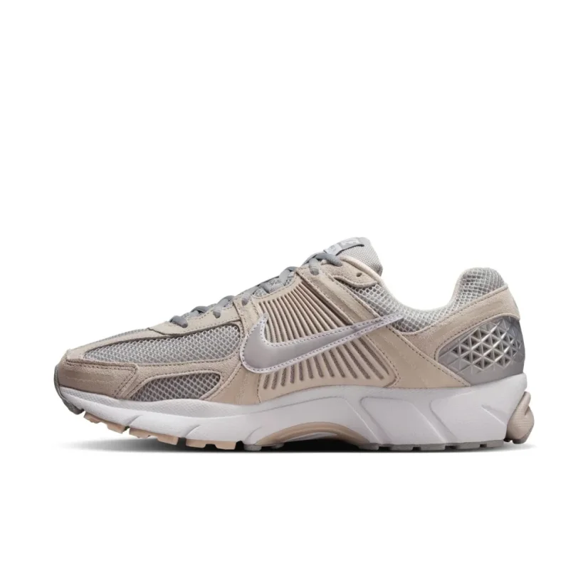 Nike Zoom Vomero 5   (43)
