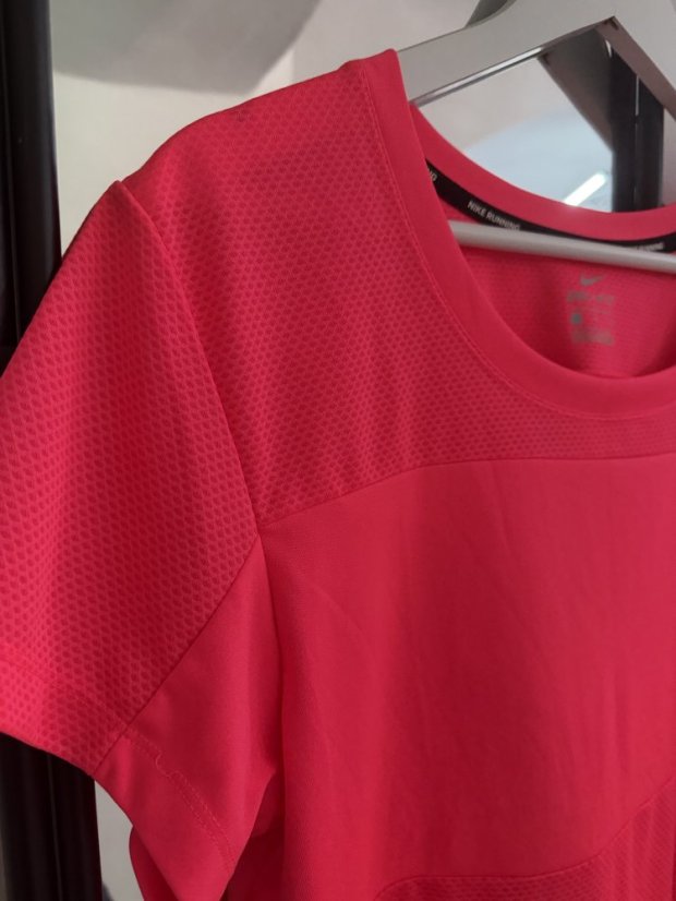 Nike running triko (L)