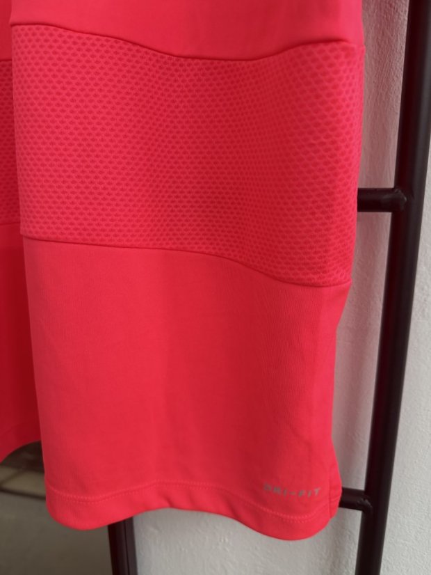 Nike running triko (L)