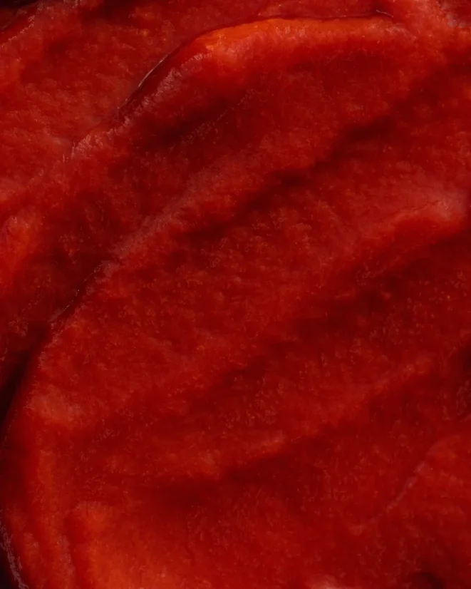 Kečup BIO ⁠–⁠ bez škrobu, hustý díky vysokému podílu rajčat, pouze 5 ingrediencí